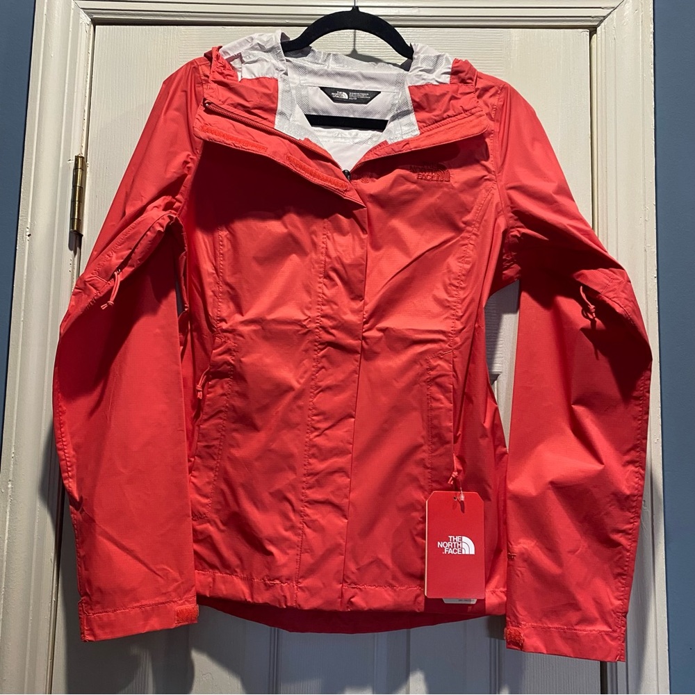 The North Face Venture 2 Women's Rain Jacket (Red)